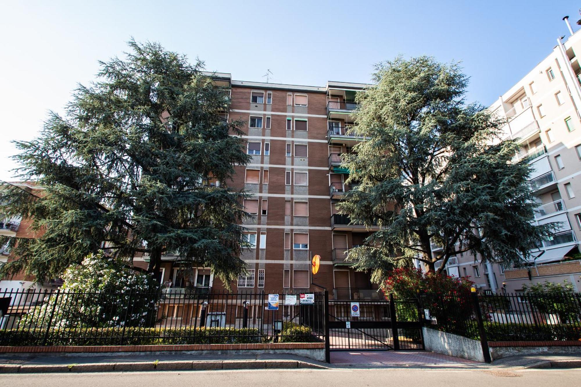 Milano-Linate Suite Self Check In & Free Parking Extérieur photo